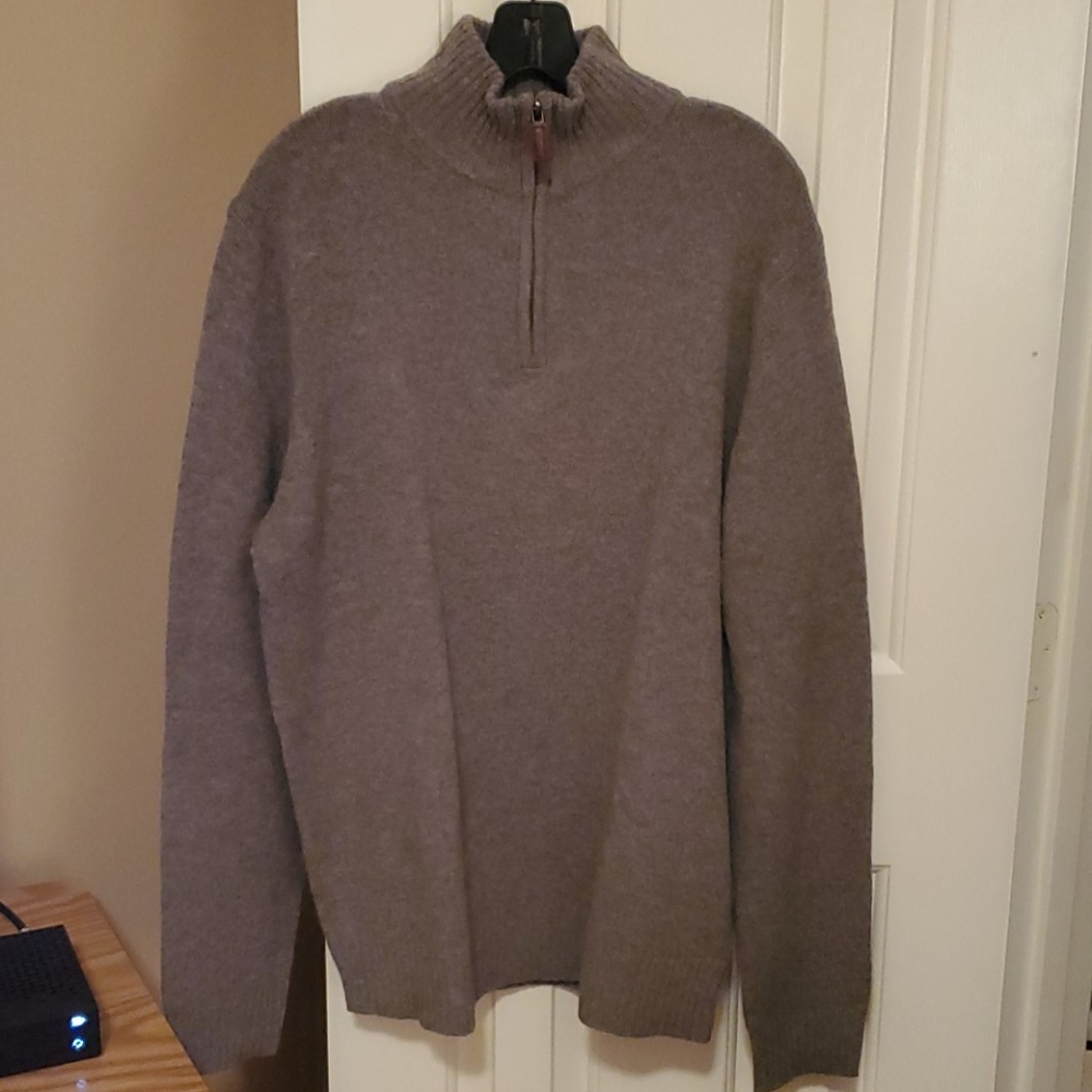 EUC Men's J. Crew half zip pullover - Picture 1 of 4